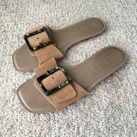 M.Gemi Women's Suede Leather Buckle Slide Sandals Square Toe Brown Taupe Sz 6 - Picture 1 of 7